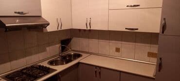 otaq yoldaşı qız: Nəsimi rayonu, Yeganə şadlıq sarayının yanında 12 mərtəbəli binanın — 3