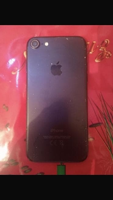 playstation 4 satilir: IPhone 7, Qara, Barmaq izi — 4