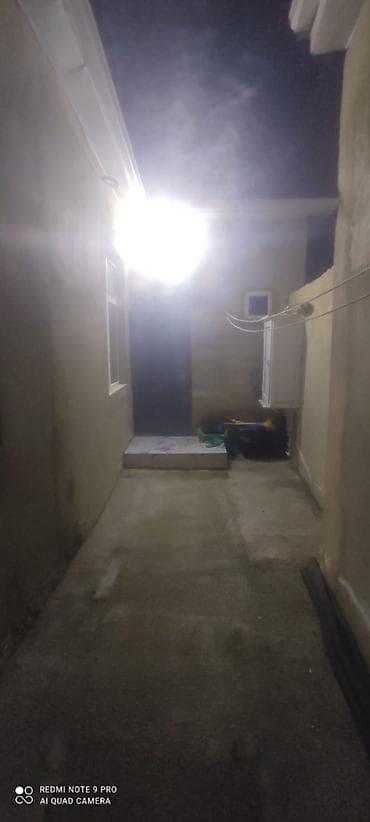 Квартиры: 38 м², 3 комнаты — 1