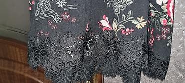 ağ pencek: Kupe Style qadın paltarı - Rəng və naxış: Qara fon üzərində çiçəkli — 3