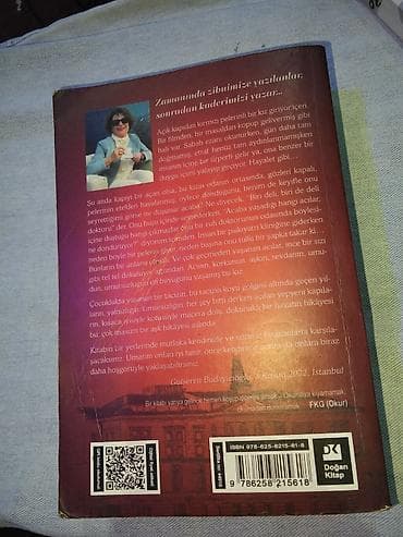 Məhsul: Kitab – “Kırmızı Pelerin” Müəllif: Gülseren Budayıcıoğlu — 2
