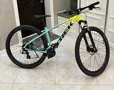 velosiped desna: TREK Marlin 5 dağ velosipedi. Yenidir sürülməyib, iki təkər — 1
