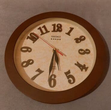 Divar saatları, Elektron, Saniyə əqrəbi