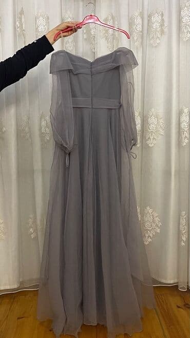 ziyafət geyimləri 2024: Boz Ziyafət Donu Vəziyyət: 1 dəfə geyinilib Material: Şifon çoxqat — 2