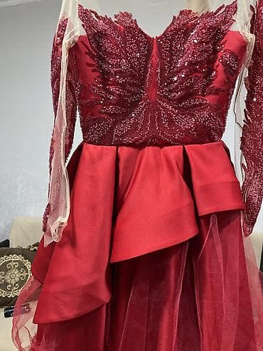 nişan donu: Yenidir 1 defe geyinilib, 350 azna alınıb, 150azna satılır — 2