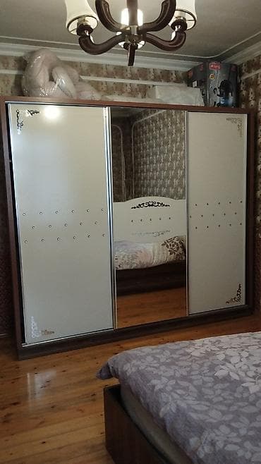 bufet: Mebel dəsti – qonaq otağı üçün - Divan: 3 nəfərlik, yumşaq parça — 10
