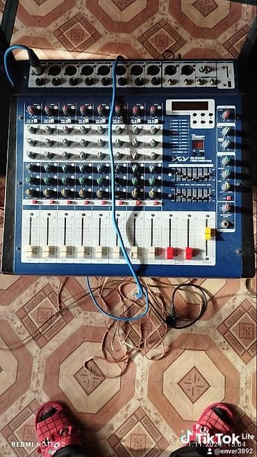 Musiqi avadanlığı paketi 1) YGX GS-804USB Powered Mixer - 8 mono lalafo.az -da Musiqi avadanlığı paketi 1) YGX GS-804USB Powered Mixer - 8 mono