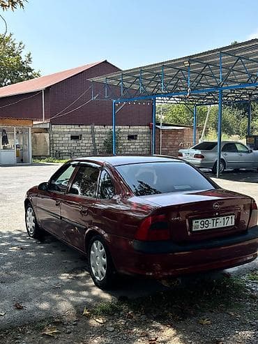 4 teker: Opel Vectra: 0.8 l | 1998 il 260 km Sedan — 6