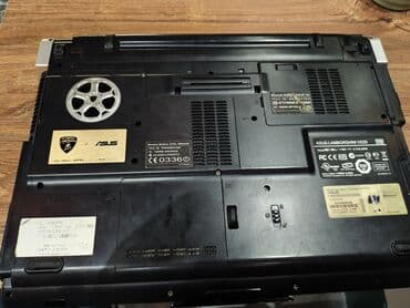 notebook mini: ASUS Lamborghini seriyalı noutbuk - Dizayn: Karbon naxışlı qapaq, iç — 4