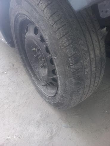 vaz 2106 abilsofka: DİSK TƏKƏR QARŞIQ Satılır: 4 ədəd avtomobil təkəri və diskləri — 4