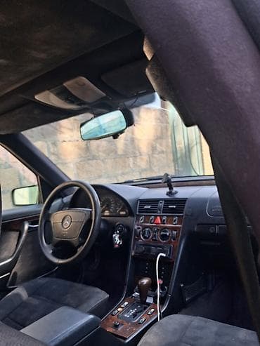 daewoo az: Mercedes-Benz C-Class (W202) sedan - Kuzov: qara rəngli 4 qapılı — 7