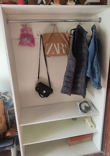Paltar dolabı.yeni kimidi.ev remontuna gore tecili satılır - — 2