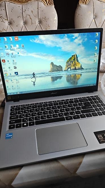 balaca notebook qiymetleri: Acer noutbuk – 15.6" Full HD (1080p) ekran, gümüşü korpus Texniki — 1