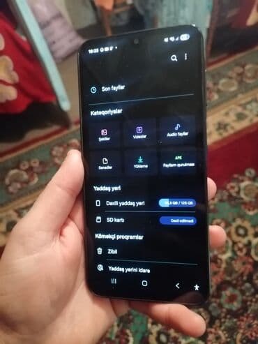 Tavalar: Samsung Galaxy A16, 128 GB, rəng - Qara, Kredit, Barmaq izi — 6