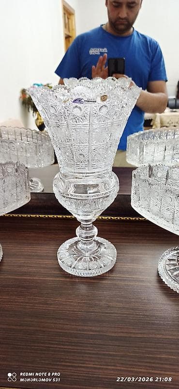 parnik satilir: Xrustal dəst gülqabı aleşindi 250 manat meyvə qabları 30 sm — 7