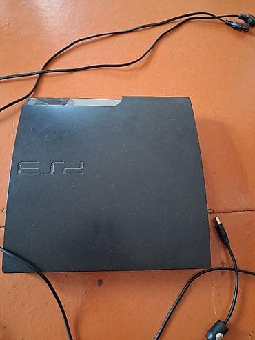 ps4 slim disk: Sony PlayStation 3 (PS3) Slim oyun konsolu seti Komplekt: - PS3 Slim — 2