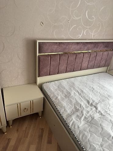 açılan çarpayı: Yataq otağı 2 əl mebel dəsti Çox az istifadə olunub .Bazalıdır . - — 7
