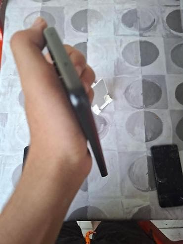 Telefonun 50mp kamerasi var super cekir.video olaraq 4k ve 1080p/60 — 2