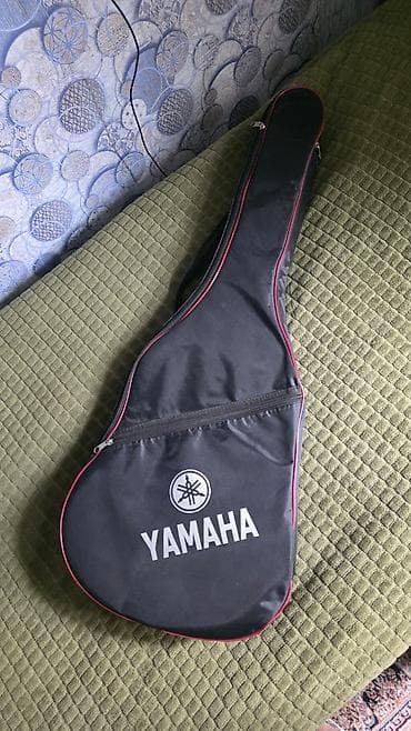 Klassik akustik gitara + Yamaha brendli yumşaq çanta (gig bag) dəsti