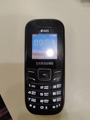 Samsung rəng - Qara, Düyməli