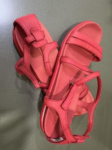 usta geyimi: ECCO Sandallar – qırmızı rəng, Simpil modeli - Brend/model: ECCO — 1