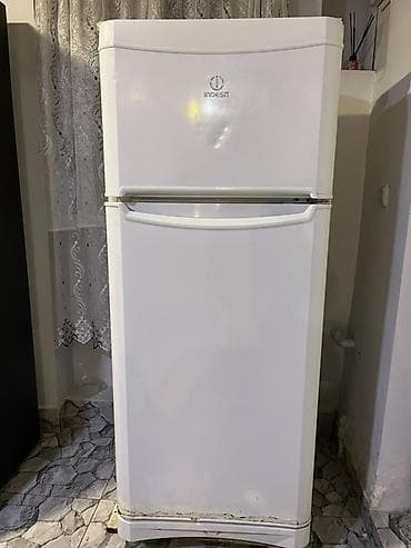 2 qapılı Indesit Soyuducu Satılır, rəng - Ağ — 1