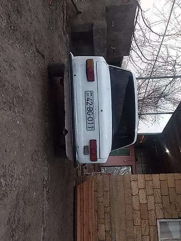 VAZ 2101 “Jiquli” – klassik sedan - Kuzov: 4 qapılı sedan, ağ rəng -