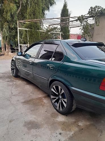 disk teker alemi: BMW sedan, yaşıl-mavi (tünd petrol) rəng. E36 kuzov. - 4 qapı, salon — 10