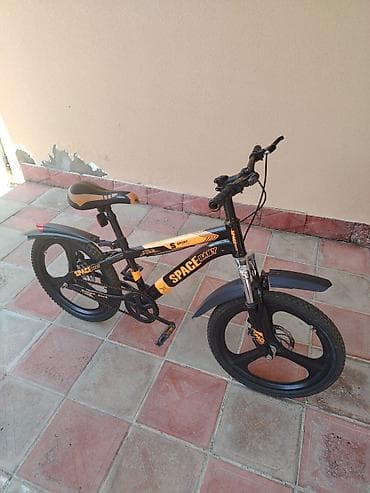 velesiped: Velosiped satilir. 100 manat. unvan masazir. çox az istifade olunub — 1