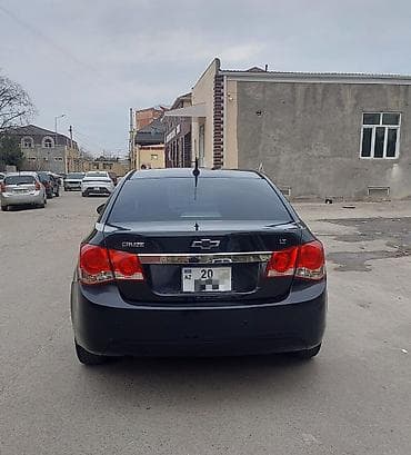 elektrik scooter: Chevrolet Cruze: 1.4 l | 2012 il 340000 km Sedan — 2