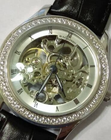 curren saatlari: Yeni, Qol saatı — 4