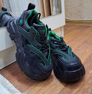 pol klassik ayaqqabi: GINEVRA brendi idman ayaqqabısı - Rəng: qara, yaşıl konturlu - asan — 1