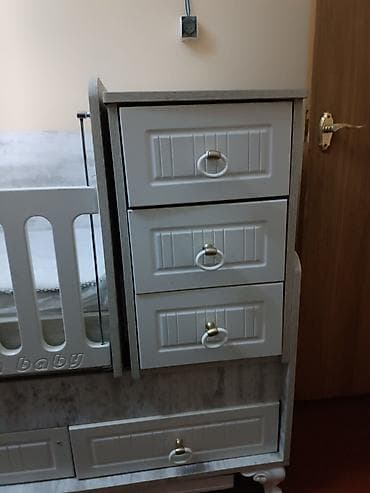 komod modelleri: Oğlan və qız üçün, Dördbucaq, Beşik, Matras ilə, Yellənmə mexanizm ilə — 2