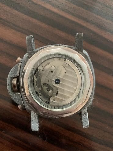 saat alanlar: Panerai Luminor. Saatın təzəsi çox bahadır razılaşma olacaq — 2