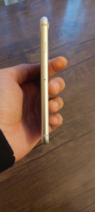 iphone 8 silver: IPhone 8, 256 GB, White Titanium — 4