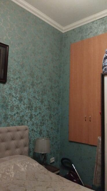 əcəmidə 3 otaqlı evlər: 20 ci sahə dairəsində 3 otaqlı mənzil satılır yola yaxın və çox rahat — 7