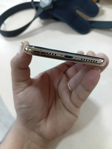 iphone se: IPhone Xs Max, 256 GB, Qızılı, Face ID — 3
