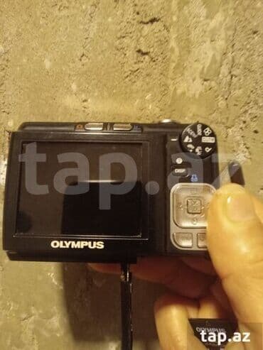 canon eos 650: Olympus rəqəmsal fotoaparat - Sensor: 8.0 MP - Linza: Olympus Lens — 9