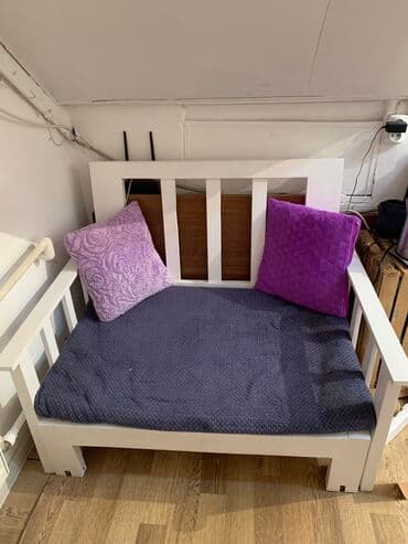 Di̇van-kravat, İşlənmiş, Açılan, Bazasız, Çatdırılma yoxdur