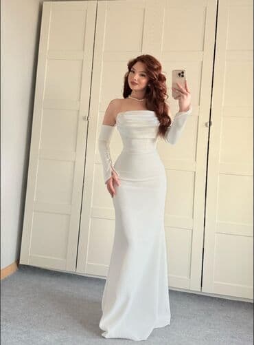 Toy paltarları və aksesuarları: Ağ rəngli şıq axşam/gecə libası - Model: Uzun, balıq kəsimli, yerə — 1