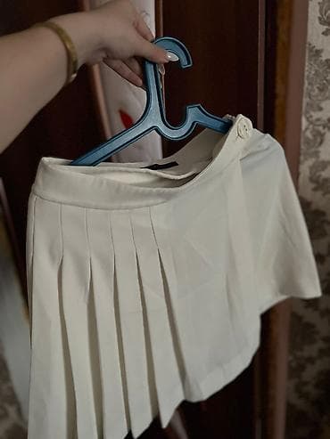 Cinslər: Bershka qadın dəst - Rəng: ağ/ekru - Ölçü: XS (EUR XS / USA XS / MEX — 1