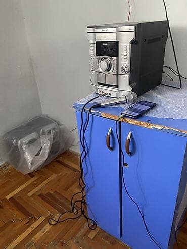 Radio: Original sony musiqi mərkəzi. Aux bluteooh radio karoke var. Tam — 3