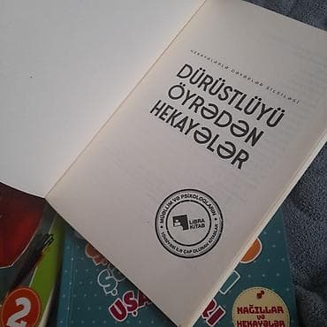 Kitablar və jurnallar: Məhsul: Uşaq ədəbiyyatı kitabları dəsti, 1 ədəd 2 azn Tərkib: - — 4