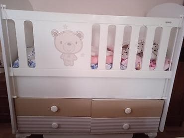 Oğlan və qız üçün, Dördbucaq, Beşik, Yellənmə mexanizmsiz