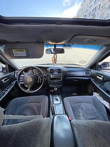 lancer stop: Hyundai Sonata sedan - Kuzov: 4 qapılı sedan, tünd boz rəng - Nömrə — 8