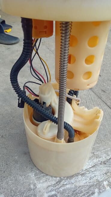 Карбюраторы: Honda INSIGHT, 1.3 л, Гибрид, 2010 г., Б/у at lalafo.az — 3 Карбюраторы: Honda INSIGHT, 1.3 л, Гибрид, 2010 г., Б/у — 3