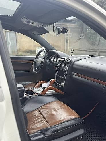 avtokran satilir: Porsche Cayenne Turbo S: 4.8 l | 2009 il 205000 km Ofrouder/SUV — 5