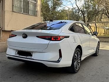 Su nəqliyyatı: Changan Qiyuan A05: 1.5 l | 2024 il 88900 km Sedan — 6