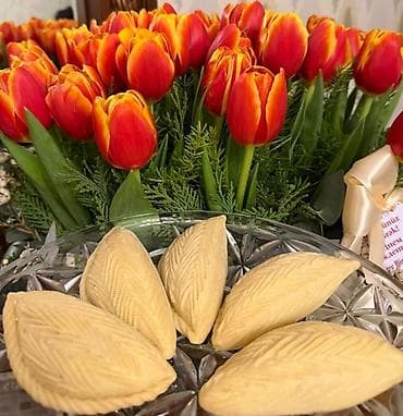 sirniyyat sufresi: Milli şirniyyat assortimenti – evdə hazırlanır Tərkib və növlər: - — 2