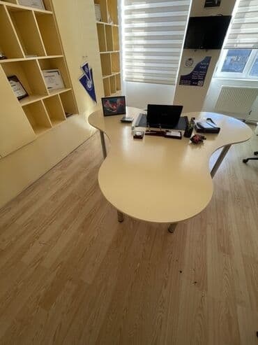 компютерный стол: Müdir üçün, Oval masa — 1